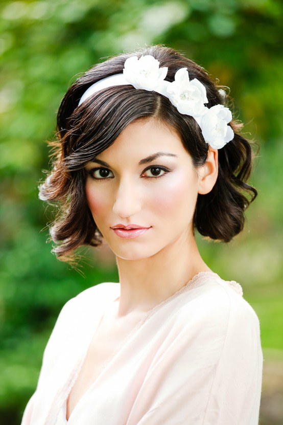 How to get those wedding hairstyles for shoulder length hair bang on